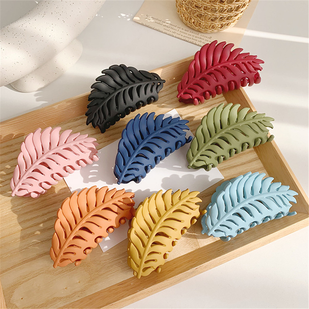 Đồng Màu Móng Vuốt Kẹp Lớn Bar - đánh giá và giá Hair Spa Wellness